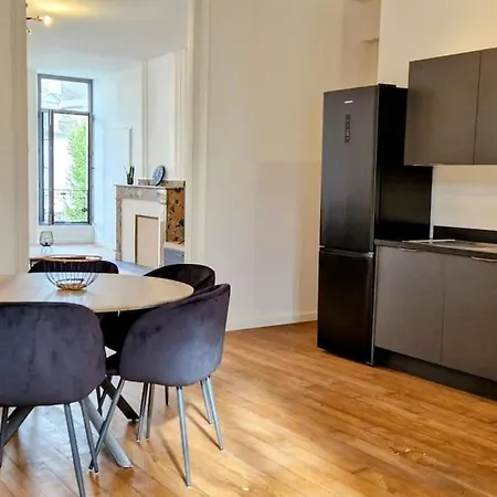 La Parqueterie - 2 Pas Des Thermes - 6 Voyageurs *